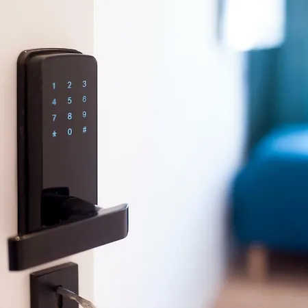 Very Berry - Glogowska 35a - Mtp - Self Check In 24h Apartment Poznan